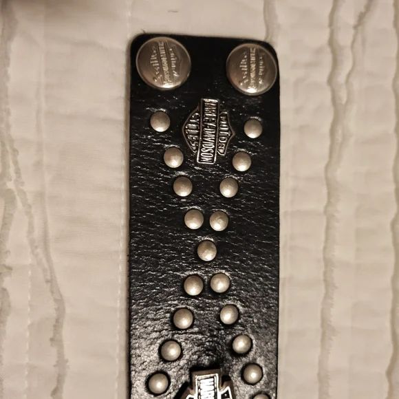 Harley-Davidson Black Leather Studded Bracelet - Picture 5 of 6
